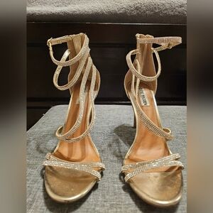 STEVE MADDEN HEELS